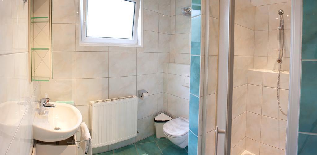Haus Nikola Apartment Телфес им Щубай Стая снимка